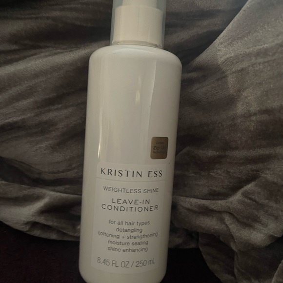Kristen Ess Weightless shine leave i’m conditioner - Picture 6 of 6